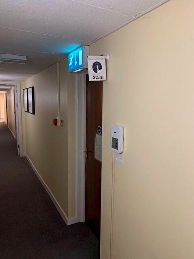 1 Bedroom Flat To Rent In Over 's Only- One Bedroom, First-Floor Flat, Daisyfield Grange, Rossefield Approach, Leeds, West Yorkshire, LS13