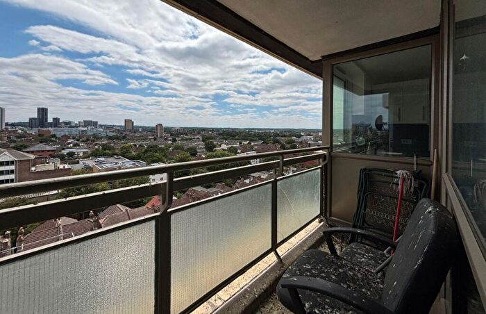 1 Bedroom Flat For Sale In Flat Zodiac Court, London Road, Croydon, Surrey, CR0