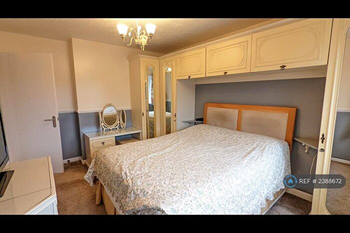 4 Bedroom Semi-Detached House To Rent In Firecrest Close, Birmingham, B23