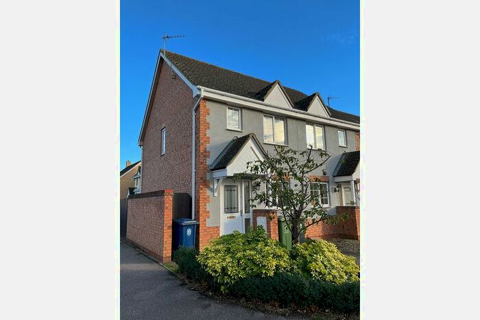 2 Bedroom Semi-Detached House To Rent In Moat Way, Swavesey, Cambridge, CB24