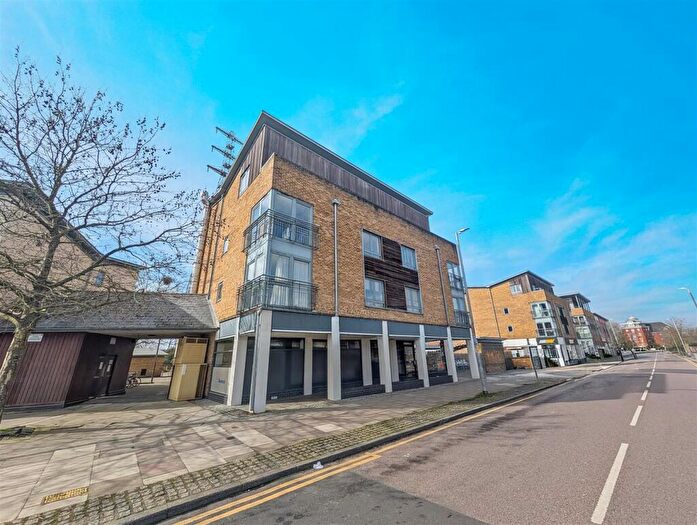 3 Bedroom Apartment To Rent In Ballantyne Drive, Colchester, CO2