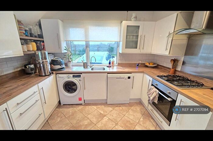 4 Bedroom Semi-Detached House To Rent In Mortimer Road, Grazeley, Reading, RG7