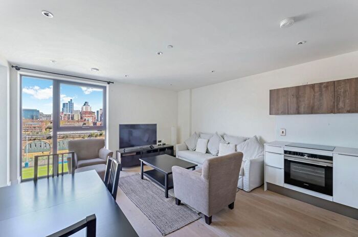 1 Bedroom Flat To Rent In Foundry House, Lockington Road, London, SW8