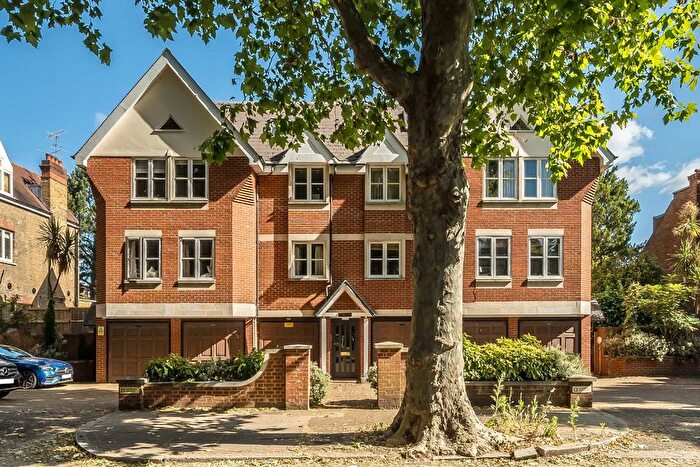 2 Bedroom Flat To Rent In Barrowgate Road, Chiswick, W4