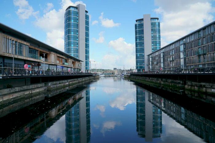 1 Bedroom Apartment To Rent In Marina Point East, Chatham Quays, Dock Head Road, Chatham, Kent, ME4