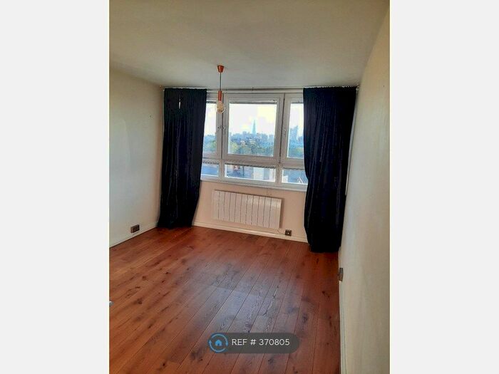 2 Bedroom Flat To Rent In Roman Road, London, E2