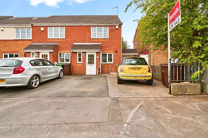 2 Bedroom End Of Terrace House For Sale In Essington Way, East Park, Wolverhampton, WV1