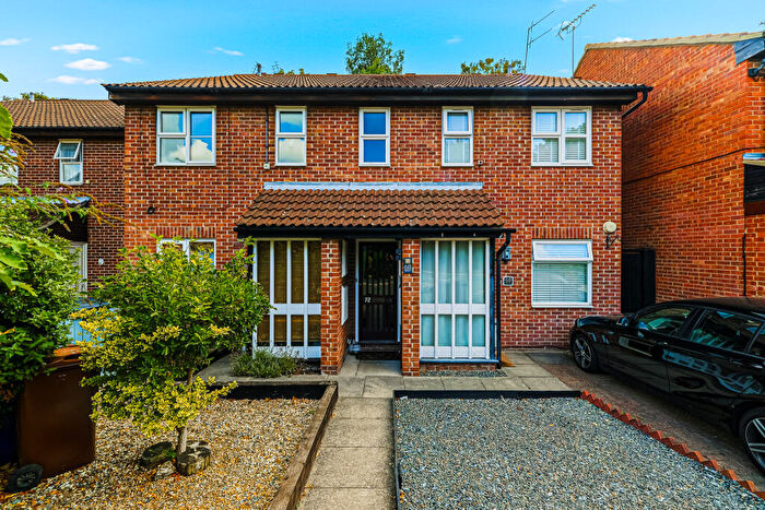 1 Bedroom Flat For Sale In Bankfoot, Grays, RM17