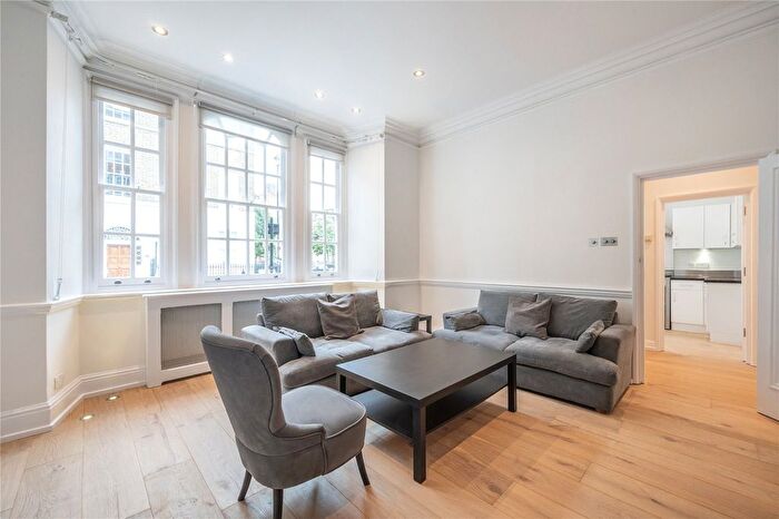 2 Bedroom Flat To Rent In Upper Wimpole Street, Marylebone, London, W1G