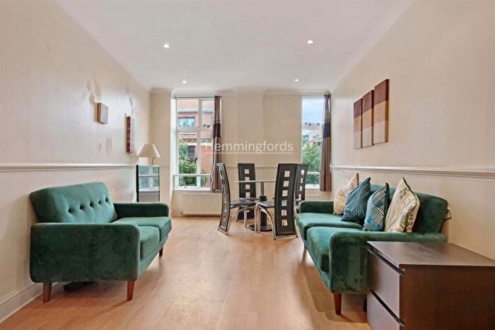 2 Bedroom Apartment To Rent In Goswell Road, Clerkenwell, EC1V