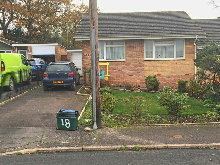 2 Bedroom Semi-Detached Bungalow To Rent In Castle Park, Hemyock, Cullompton EX15