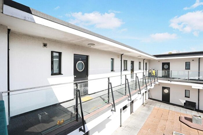 1 Bedroom Flat For Sale In St. Faiths Street, Maidstone, Kent, ME14