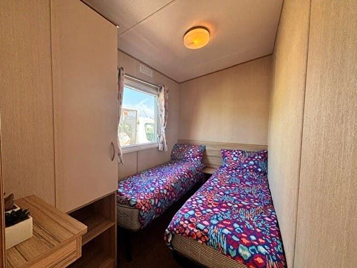 3 Bedroom Mobile/park Home For Sale In Leysdown Road, Leysdown-On-Sea, Sheerness, ME12