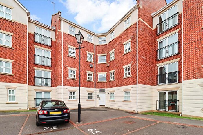 3 Bedroom Flat For Sale In Albert Court, Sunderland, Tyne And Wear, SR2