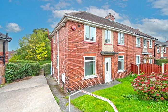 3 Bedroom Semi-detached House To Rent In Southey Hall Drive, Sheffield, S5