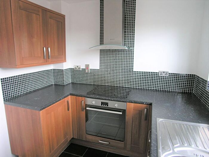 1 Bedroom Flat To Rent In Catesby Drive, Kingswinford, DY6