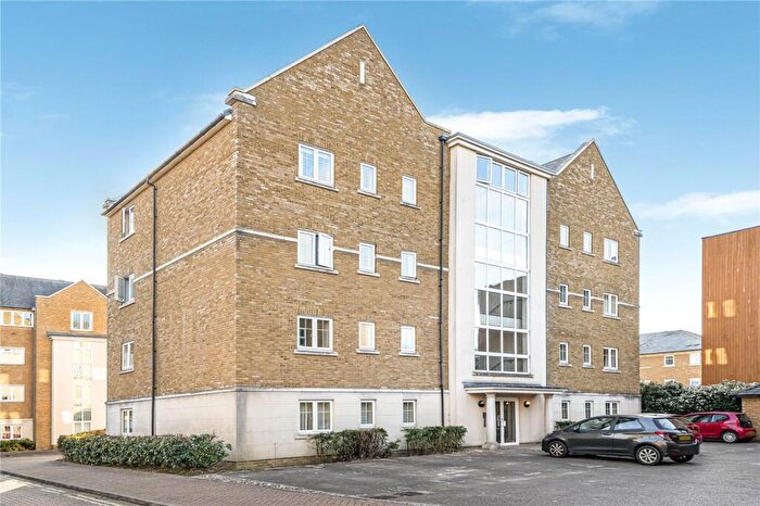 2 Bedroom Apartment For Sale In Reliance Way, East Oxford, OX4