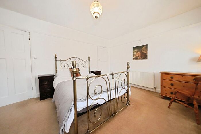 2 Bedroom Semi-Detached House For Sale In Victoria Road, Wolverhampton, West Midlands, WV11