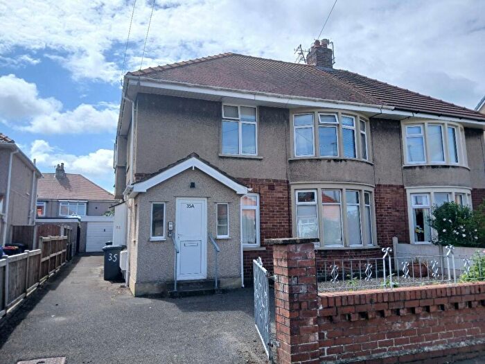 2 Bedroom Flat To Rent In Colwyn Avenue, Bare, Morecambe, LA4