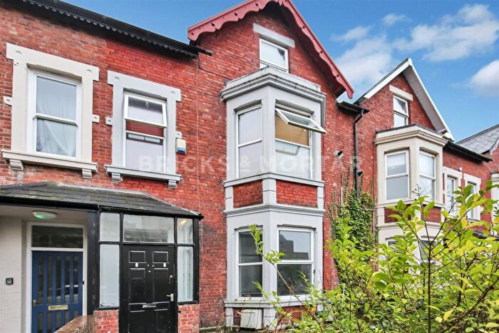 6 Bedroom Maisonette To Rent In (£pppw) Simonside Terrace, Heaton, Newcastle Upon Tyne, NE6