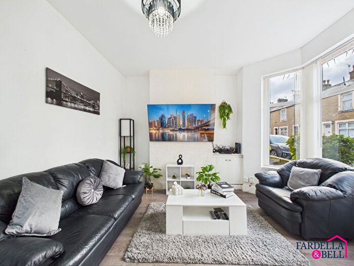 3 Bedroom End Terrace House For Sale In Thurston Street, Burnley, BB11