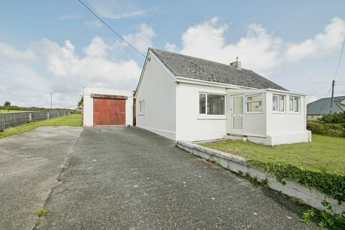 2 Bedroom Bungalow For Sale In Longdowns, Penryn, Cornwall, TR10