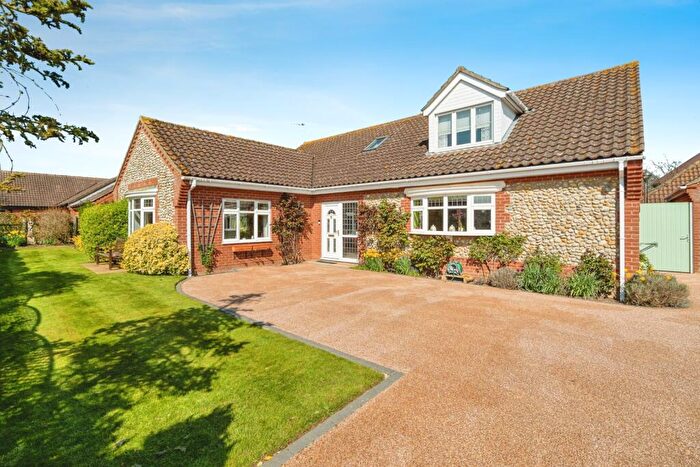 4 Bedroom Bungalow For Sale In Latchmoor Lane, Ludham, Great Yarmouth, Norfolk, NR29