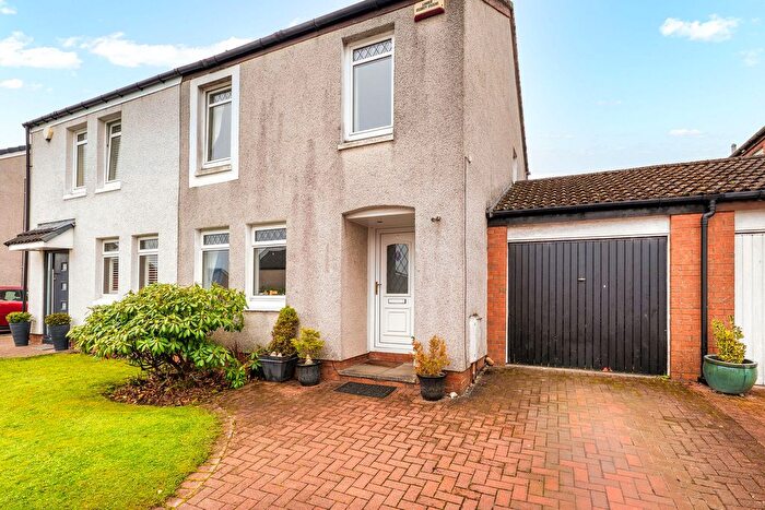 3 Bedroom Semi-detached House For Sale In Ryat Drive, Newton Mearns, G77