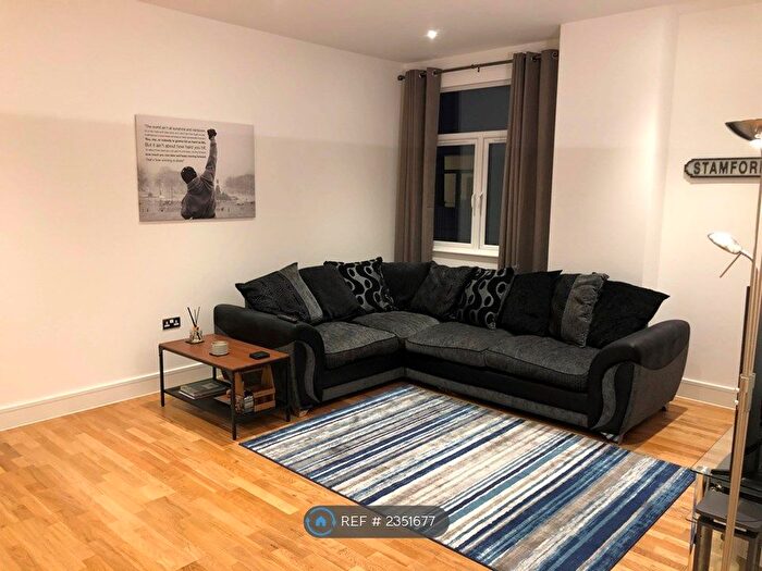 2 Bedroom Flat To Rent In Bartley Way, Hook, RG27