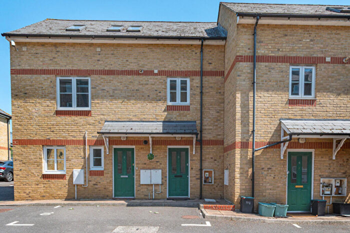 2 Bedroom Maisonette To Rent In Pascal Mews, Crystal Palace, London, SE19