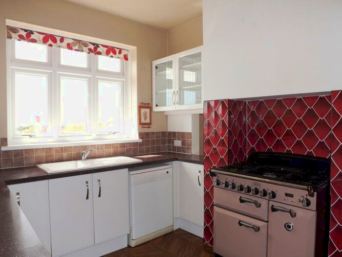 4 Bedroom Detached Bungalow To Rent In Brean Down Road, Peverell, Plymouth, PL3