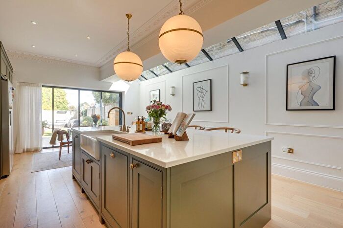 4 Bedroom Terraced House For Sale In Mount Pleasant Road, Hither Green, London, SE13