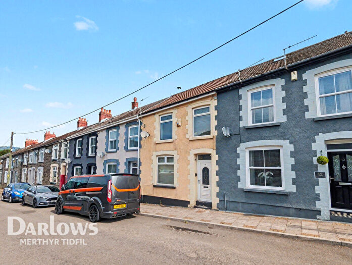 3 Bedroom Terraced House To Rent In Ynysfeio Avenue, Treorchy, CF42