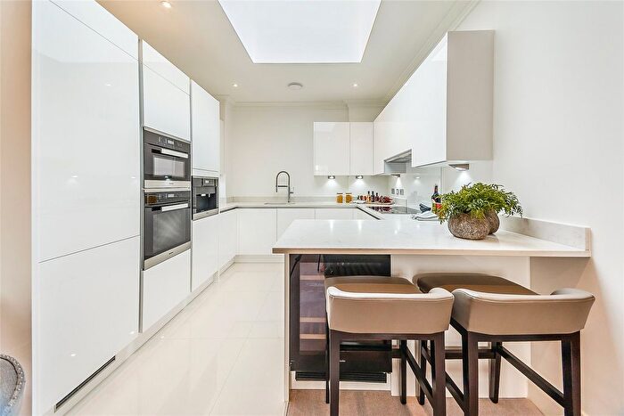 2 Bedroom Flat To Rent In Palace Wharf, Rainville Road, Fulham, W6