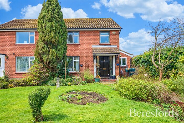 3 Bedroom End Terrace House For Sale In Edinburgh Close, Witham, CM8