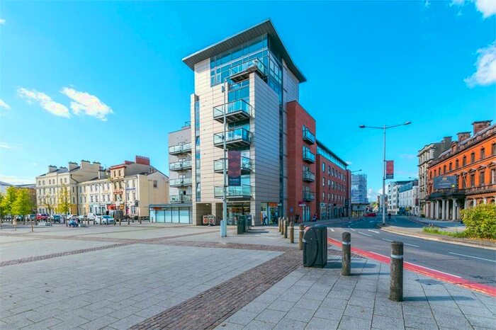Apartment For Sale In Bute Crescent, Cardiff, CF10