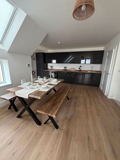 2 Bedroom Flat To Rent In Seymour Avenue, Luton, LU1