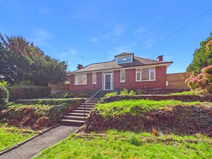3 Bedroom Detached Bungalow To Rent In Oldbury Road, Nuneaton, CV10