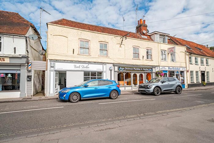 3 Bedroom Apartment To Rent In London Street, Whitchurch, Hampshire, RG28