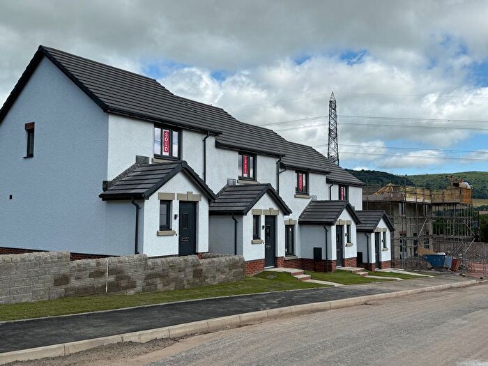 2 Bedroom Link Detached House For Sale In Merthyr Road, Govilon, NP7