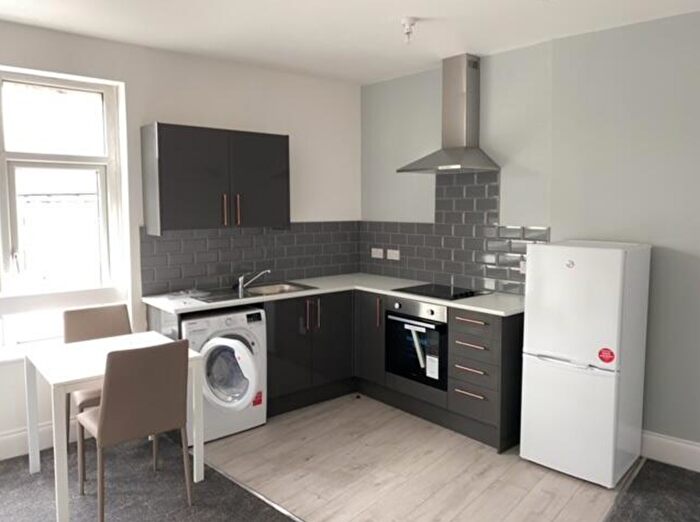 1 Bedroom Flat To Rent In Victoria Buildings, High Street, Runcorn, WA7