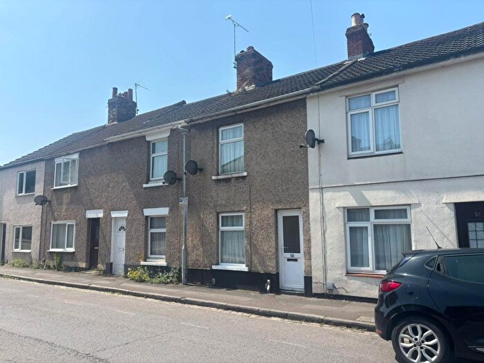 2 Bedroom Terraced House To Rent In Cambria Place, Swindon, SN1