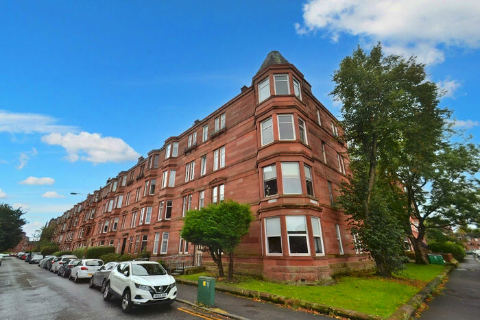 2 Bedroom Flat To Rent In Ledard Road, Battlefield, Glasgow, G42