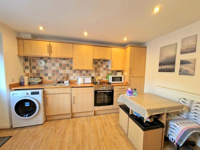 1 Bedroom Apartment To Rent In Broad Street, Canterbury, CT1