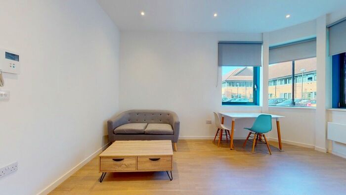 Studio To Rent In Riverbank Way, Brentford, TW8