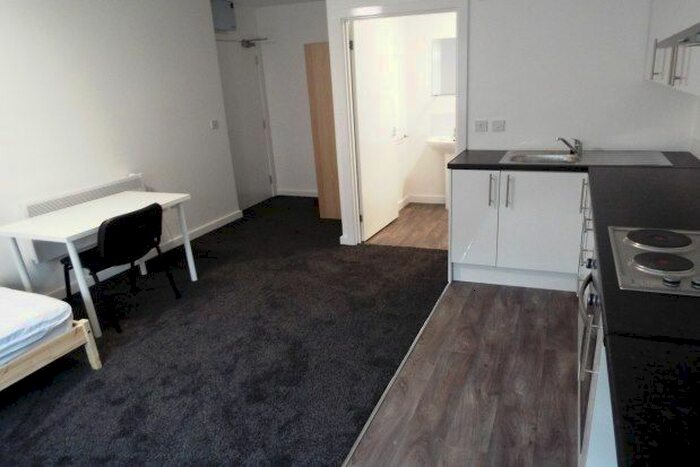 Studio To Rent In Legends Court, Wolverhampton, WV1