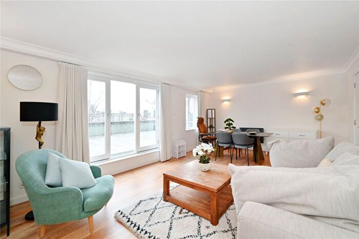 2 Bedroom Flat To Rent In Marlborough Hill, St John's Wood, London, NW8