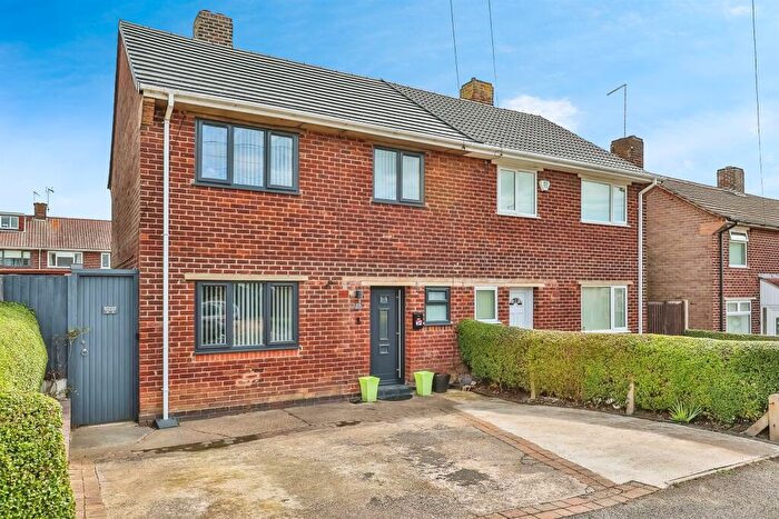 3 Bedroom Semi-Detached House For Sale In Buckminster Road, Ilkeston, DE7