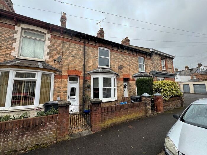 3 Bedroom Terraced House To Rent In William Street, Taunton, TA2