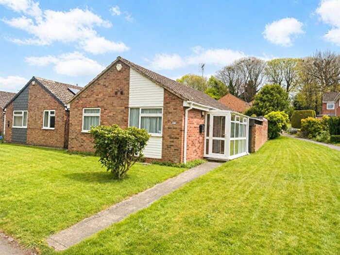 2 Bedroom Detached Bungalow For Sale In Court Road, Newent, GL18